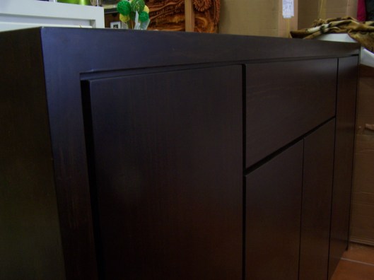 Aparador lineas rectas